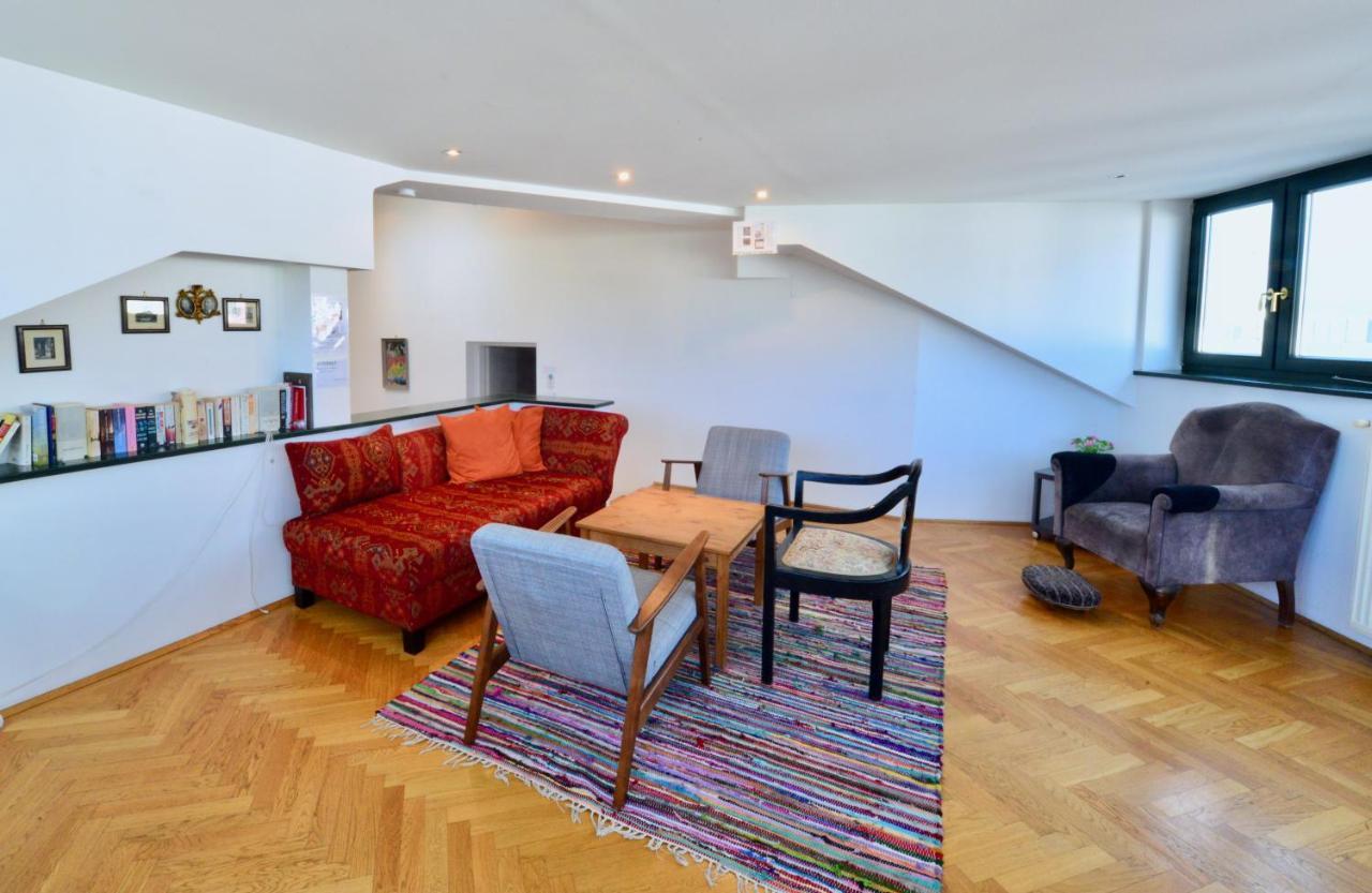 Spacious Flat With Panoramic View Viena