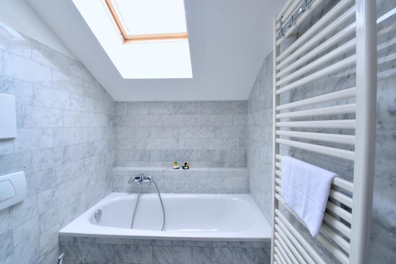 Spacious Flat With Panoramic View Apartamento Viena